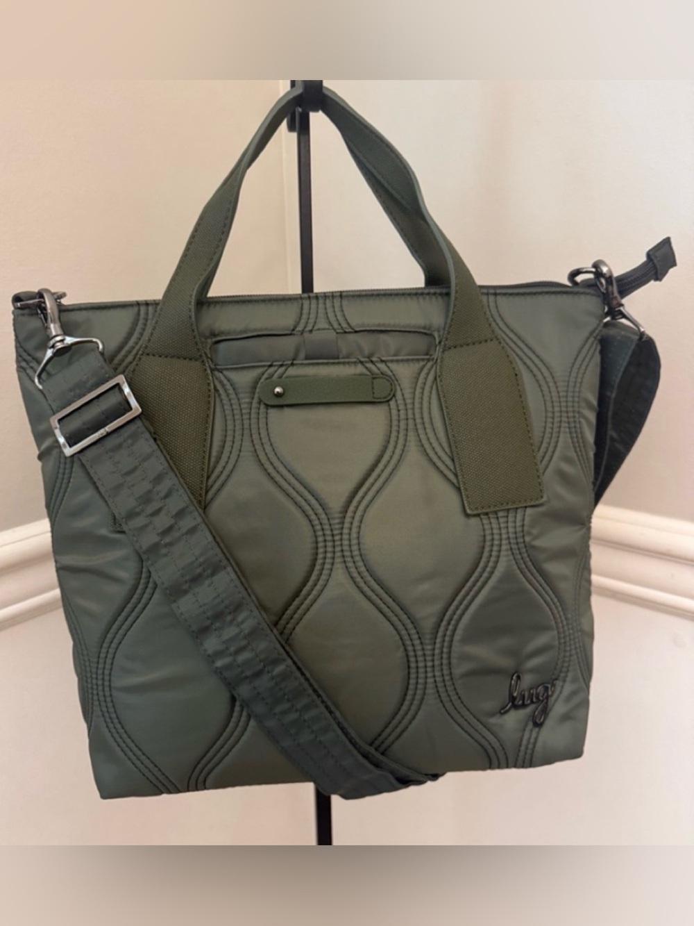 Lug Alto crossbody/ shoulder tote  bag